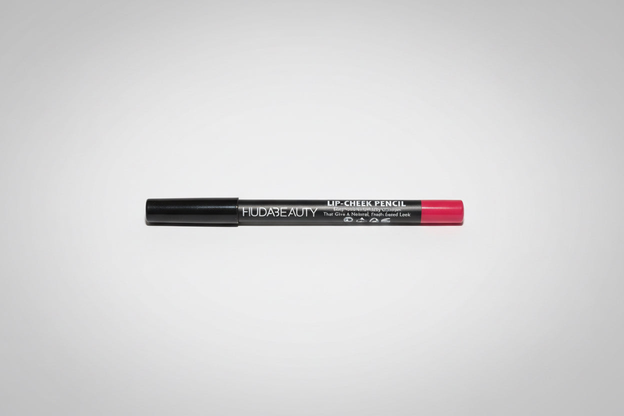 LIP PENCIL - HUDA BEAUTY